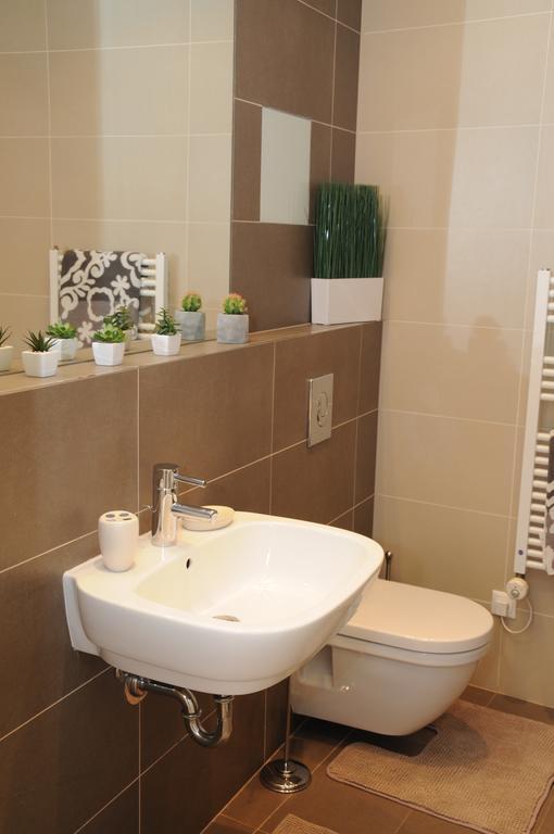 Royal Road Apartment Πράγα Εξωτερικό φωτογραφία