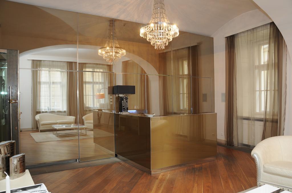 Royal Road Apartment Πράγα Εξωτερικό φωτογραφία
