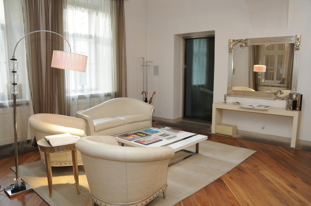 Royal Road Apartment Πράγα Εξωτερικό φωτογραφία